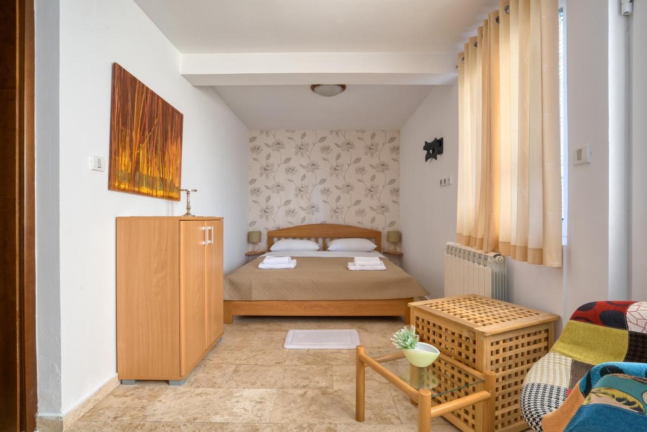 Apartman Marija Lux Свети-Стефан Экстерьер фото